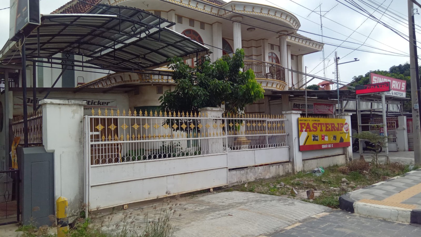 Rumah Mewah 2 Lantai Korpri