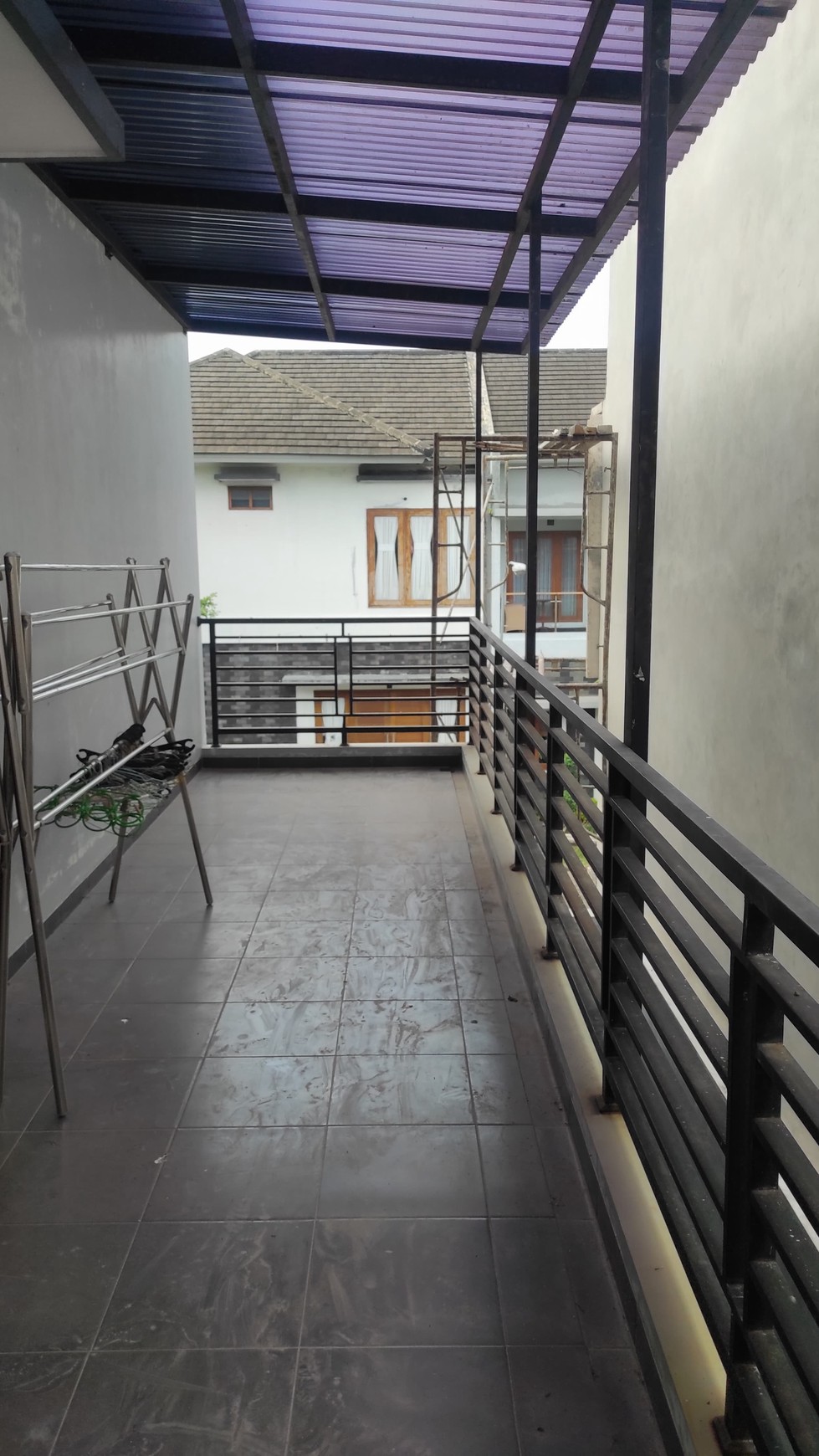 Rumah Tinggal 2 Lantai Full Furnish Dalam Perum Fasco Mansion Ngaglik Sleman