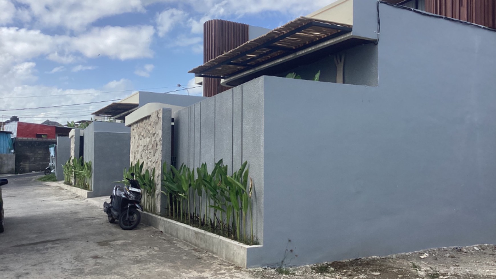 Villa 3 Bedrooms  200 sqm Freehold in Tumbak Bayuh Canggu