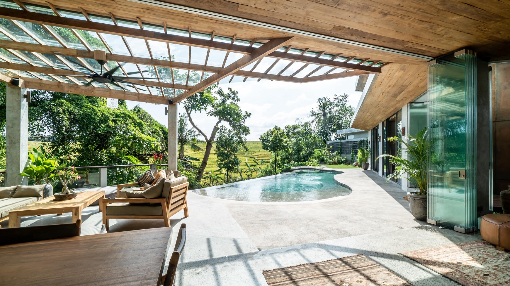 Leasehold - Luxury villa in Pererenan, Canggu!