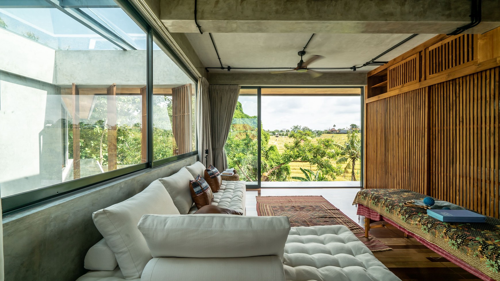 Leasehold - Luxury villa in Pererenan, Canggu!