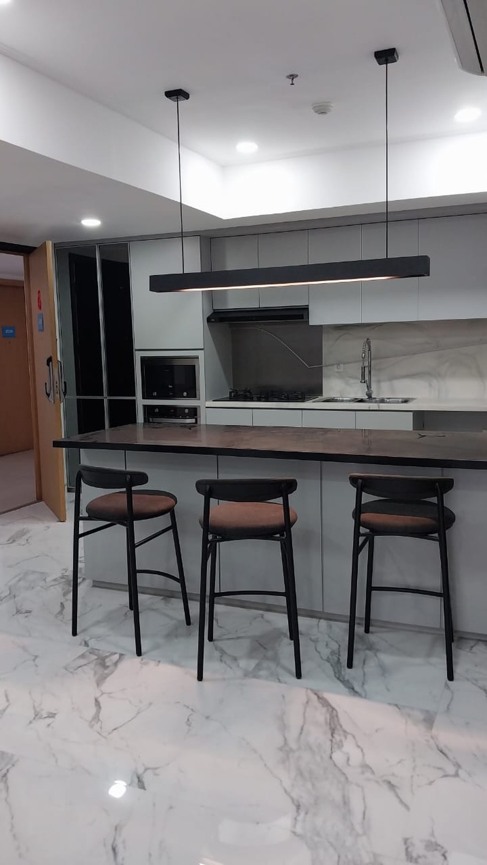 TN. Apartemen The Mansion baru Renovasi Tower Dorada di Kamayoran Jakarta Pusat