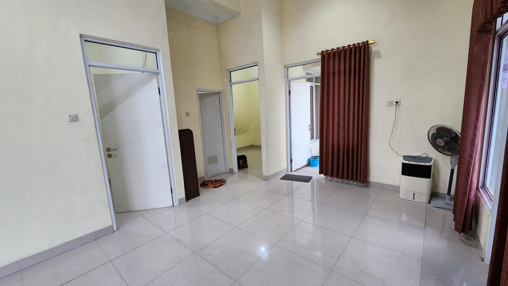 Rumah Hoek lokasi Nyaman di Grand Pondok Ungu, Bekasi