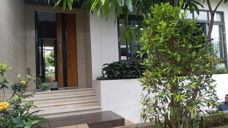 Rumah Bagus Di Jl Surya Sarana Kebon Jeruk Jakarta Barat