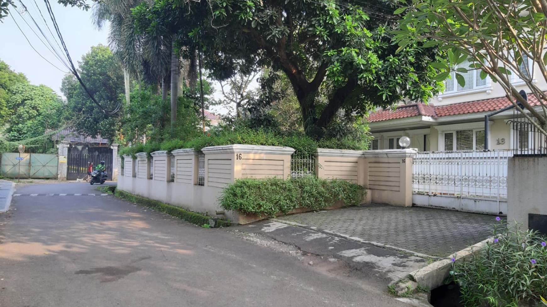 Rumah Bagus Di Jl Cempaka Pesanggrahan Jakarta Selatan