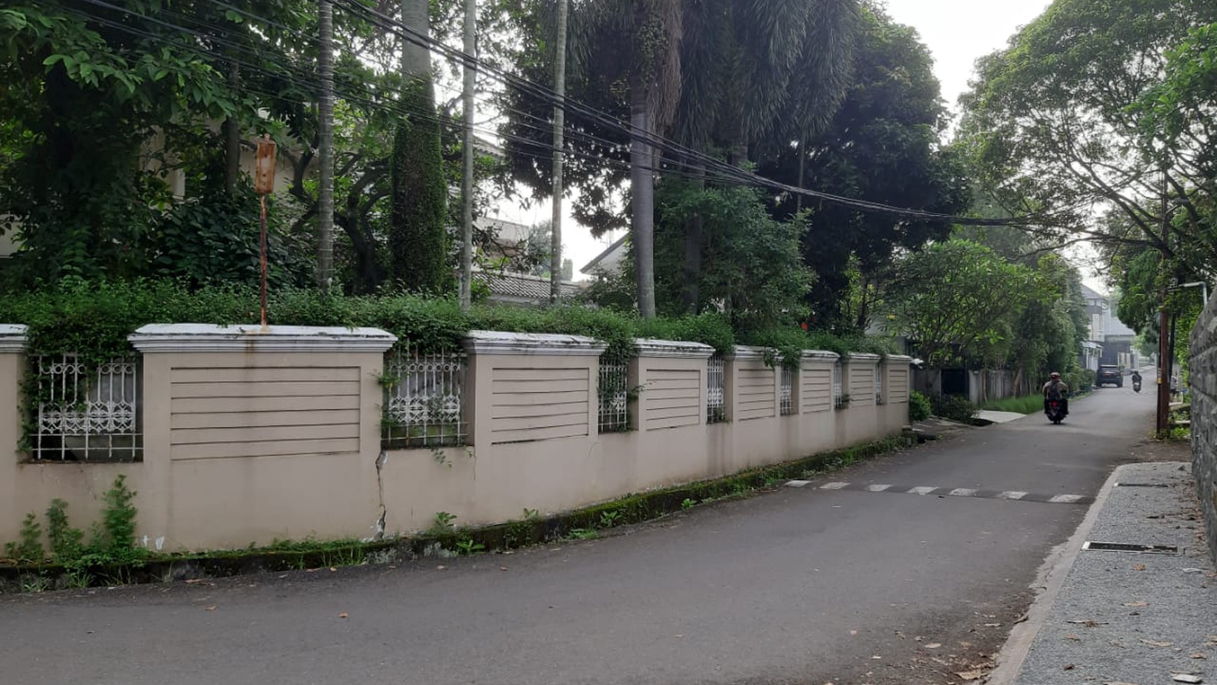 Rumah Bagus Di Jl Cempaka Pesanggrahan Jakarta Selatan