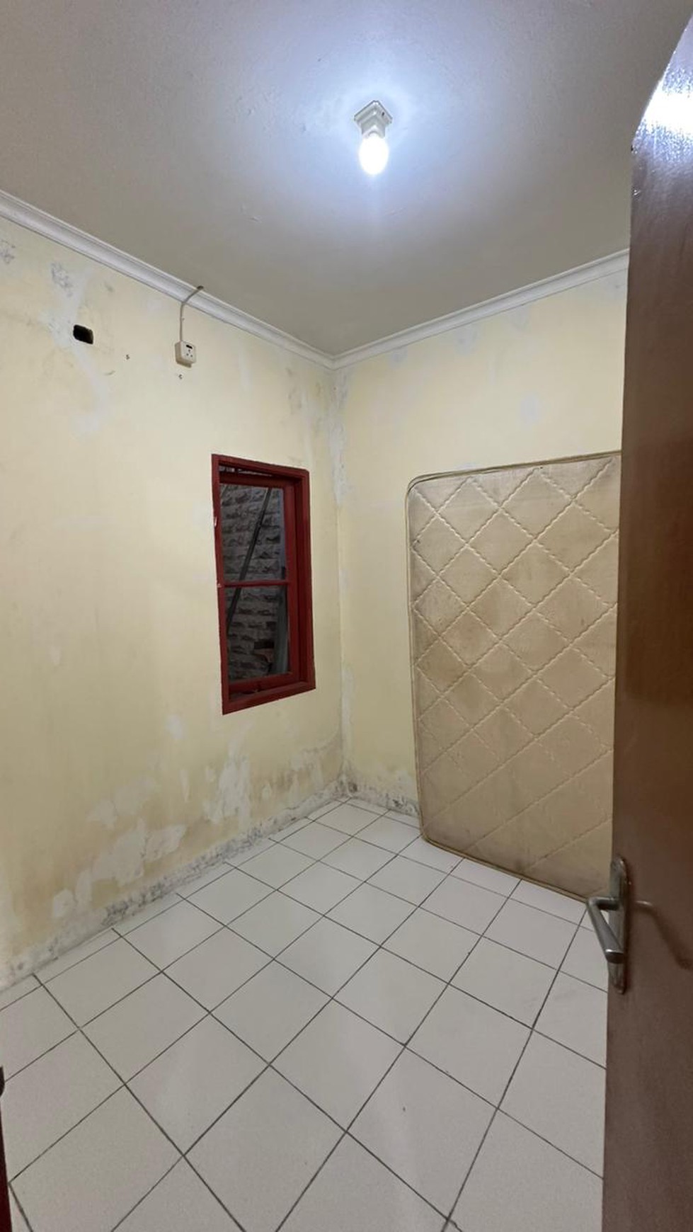 Dijual murah rumah di Permata, Kuta Jaya, pasar kemis, Kabupaten Tangerang