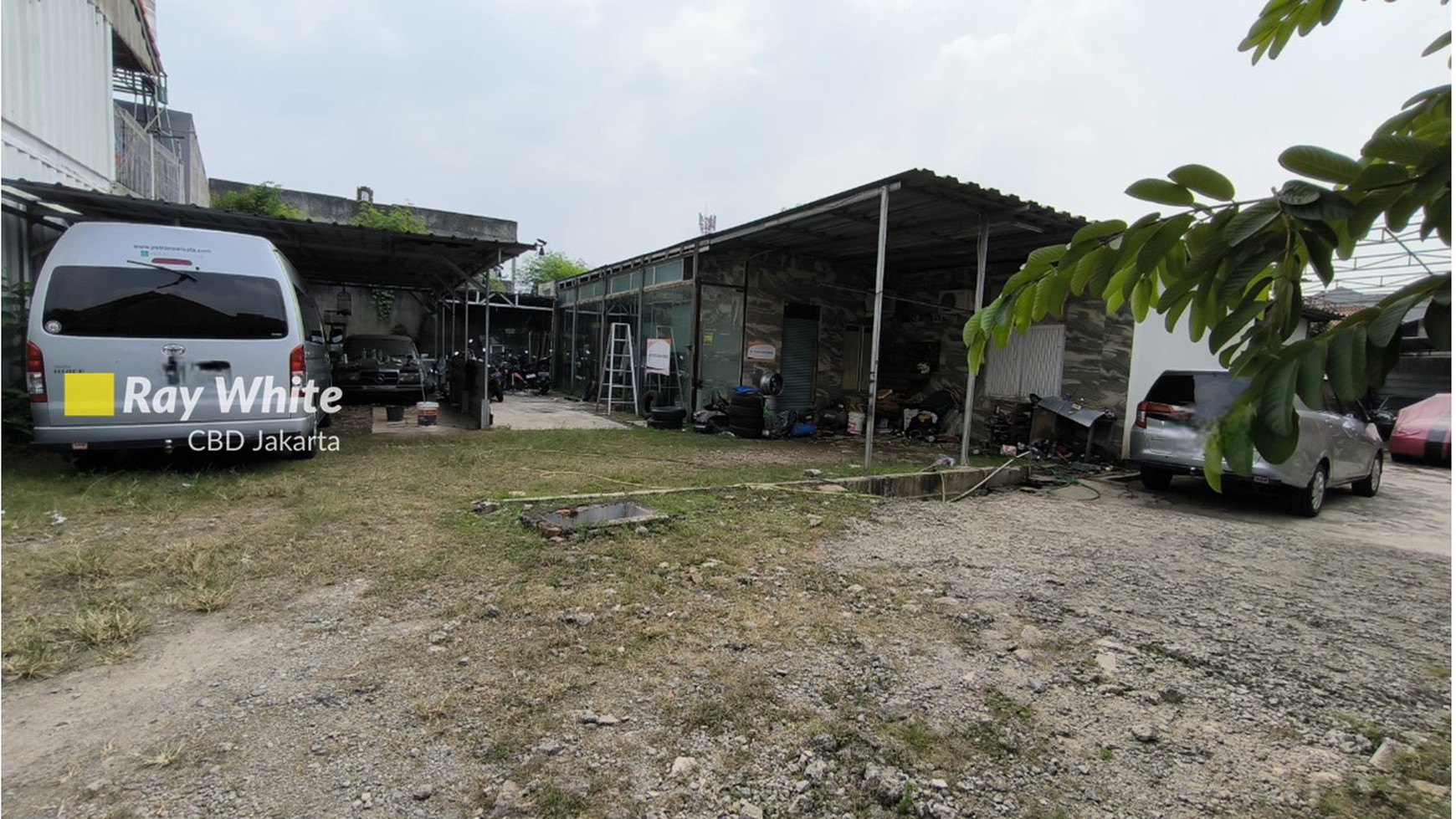 Rumah Hitung Tanah Area Cipete