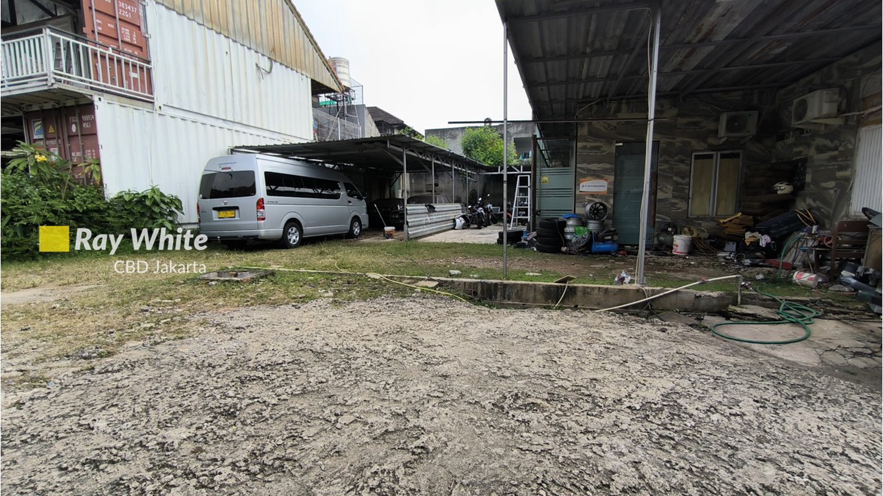 Rumah Hitung Tanah Area Cipete