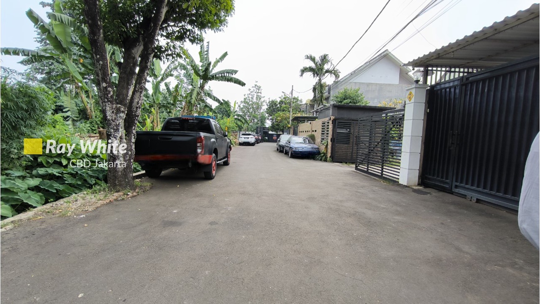 Tanah Lokasi Strategis di Jl. Raya Pasar Minggu Cocok untuk Hunian atau Workshop