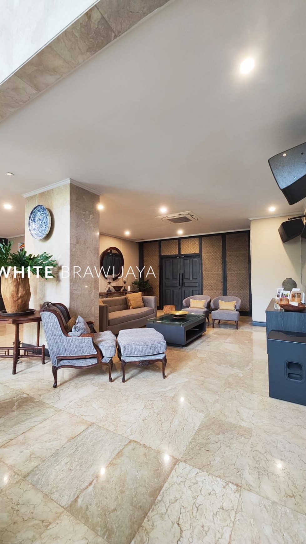 Rumah Hitung Tanah Area Cipete