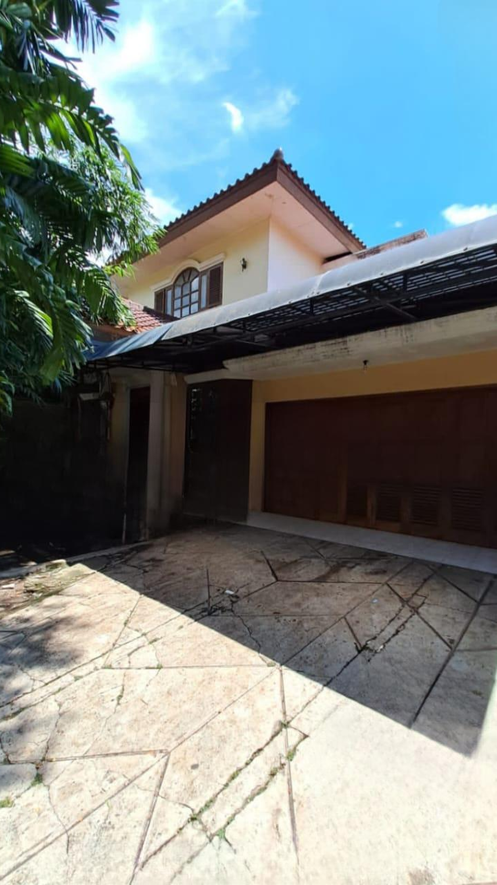 Rumah Hitung Tanah Area Cipete