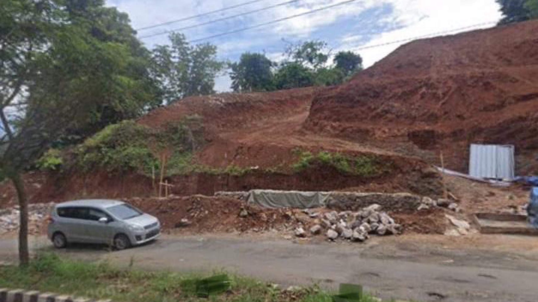 Tanah view pegunungan di sumur putri teluk betung