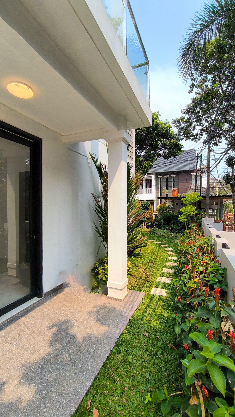 Brand New House Modern at Bintaro Jaya Sektor 9