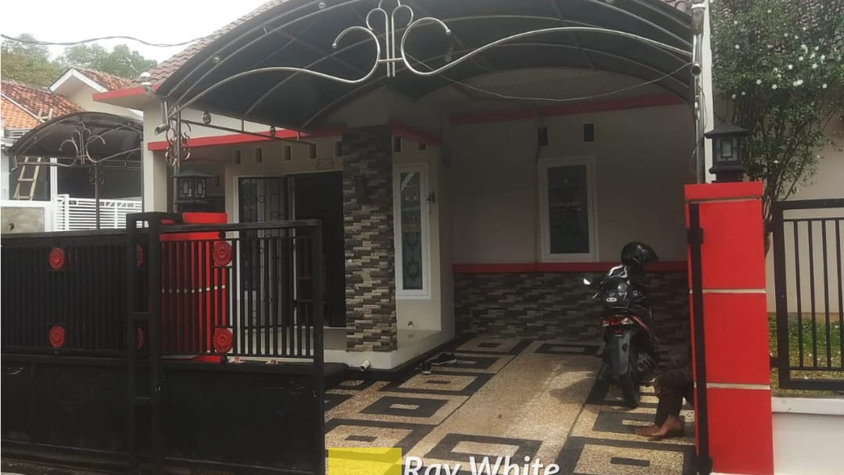 di jual rumah kedaton