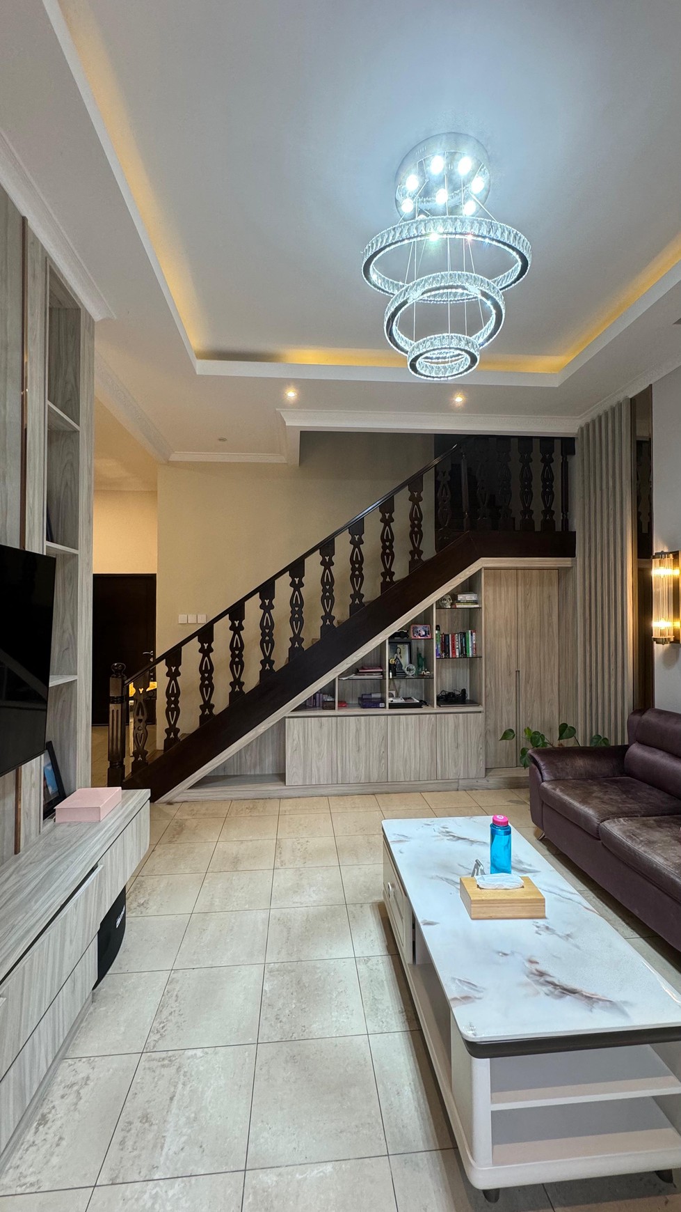 Rumah elegant dan Middle east house full furnish dicipete selatan - antasari, jakarta selatan