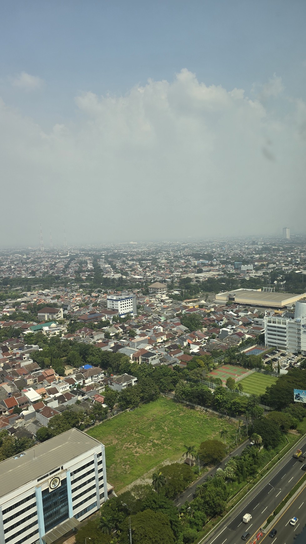 Apt. St. Moritz Puri Indah, Kembangan