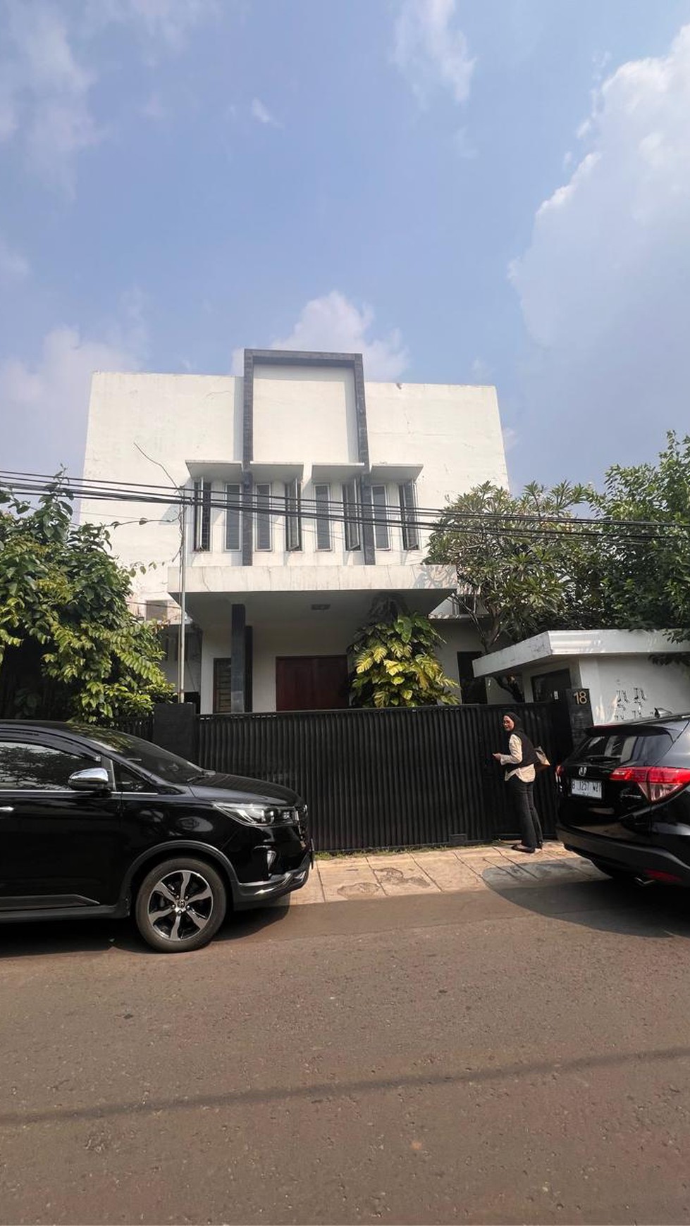 Rumah Hitung Tanah Area Cipete