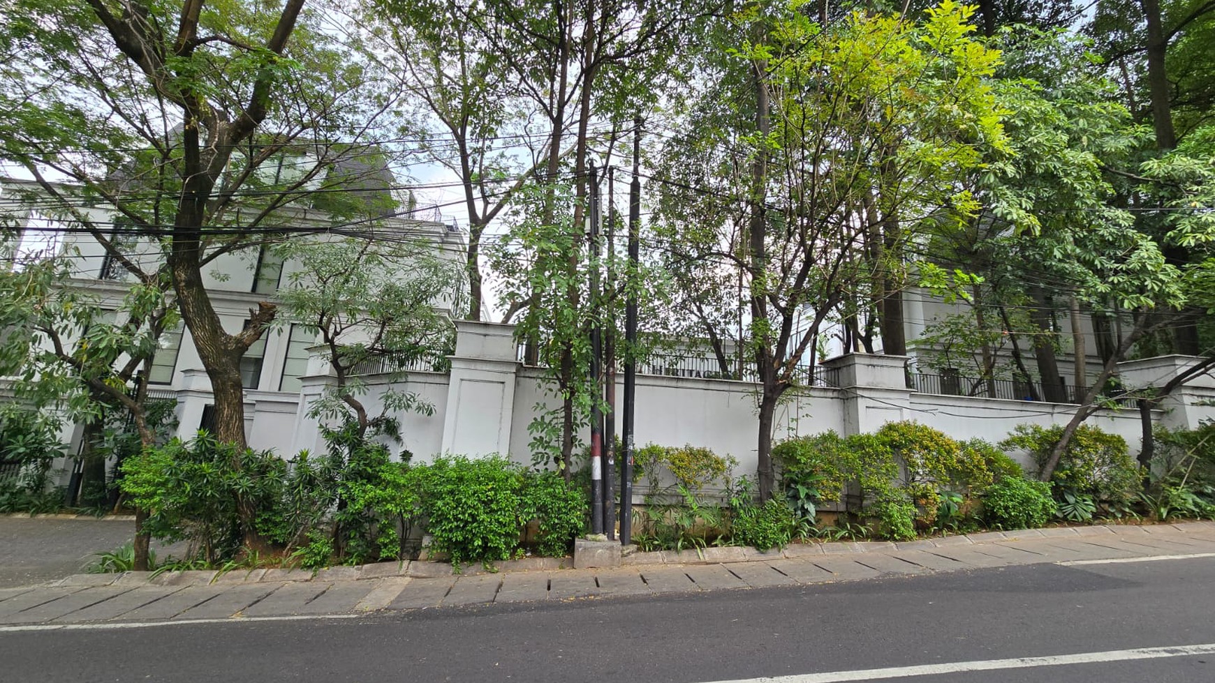 Rumah Hitung Tanah Area Cipete