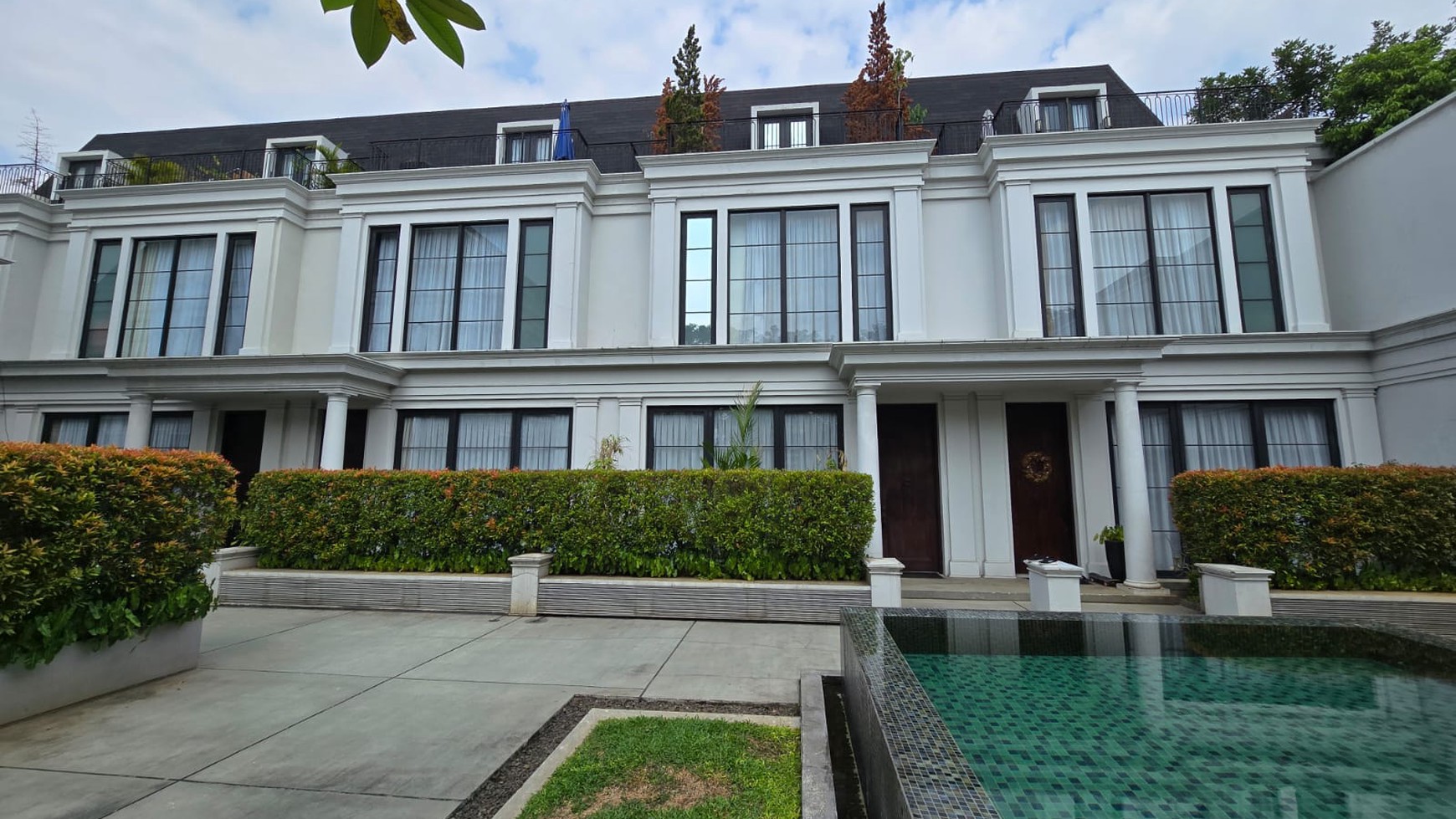 Rumah Hitung Tanah Area Cipete