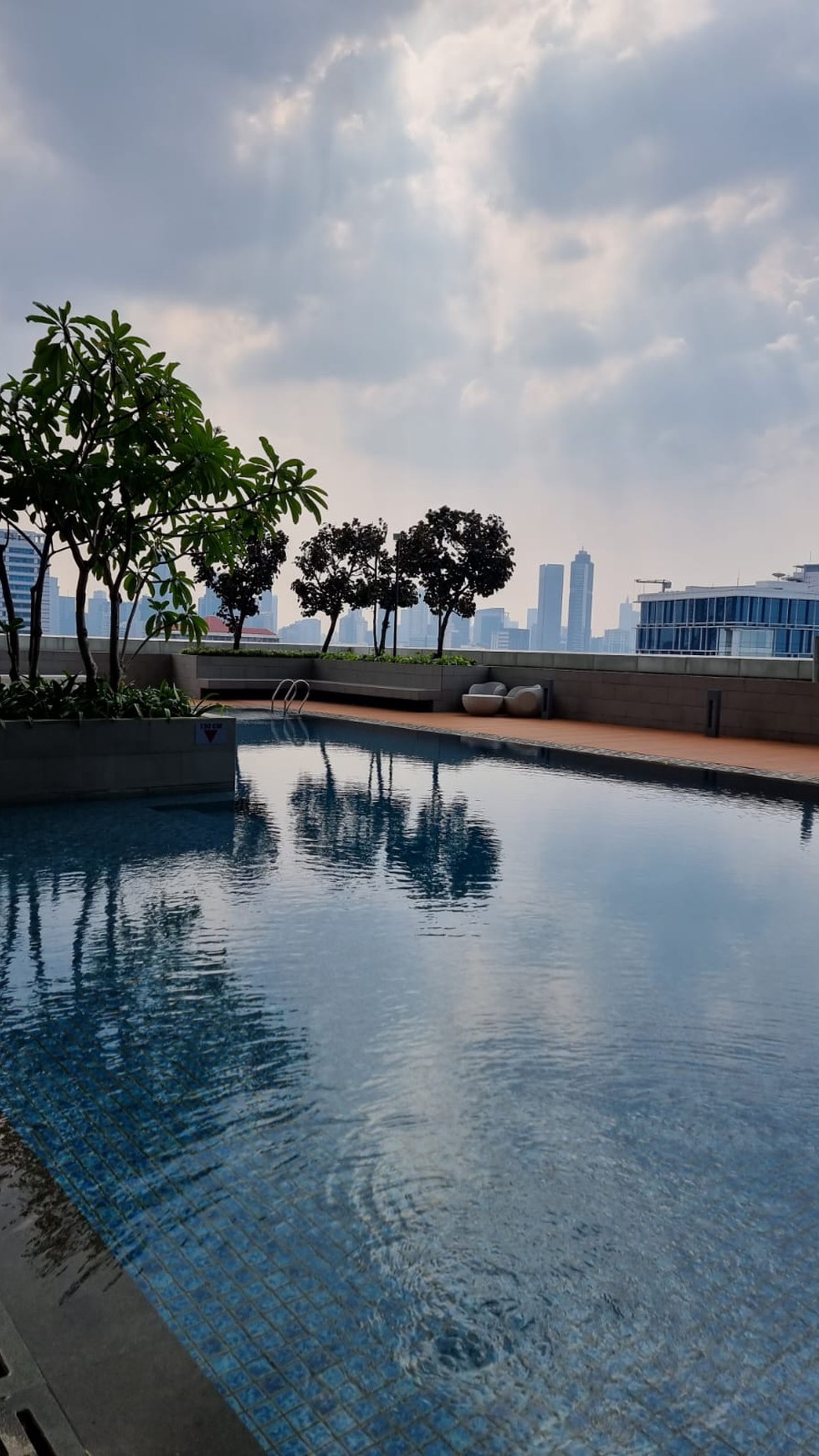 Rumah Hitung Tanah Area Cipete