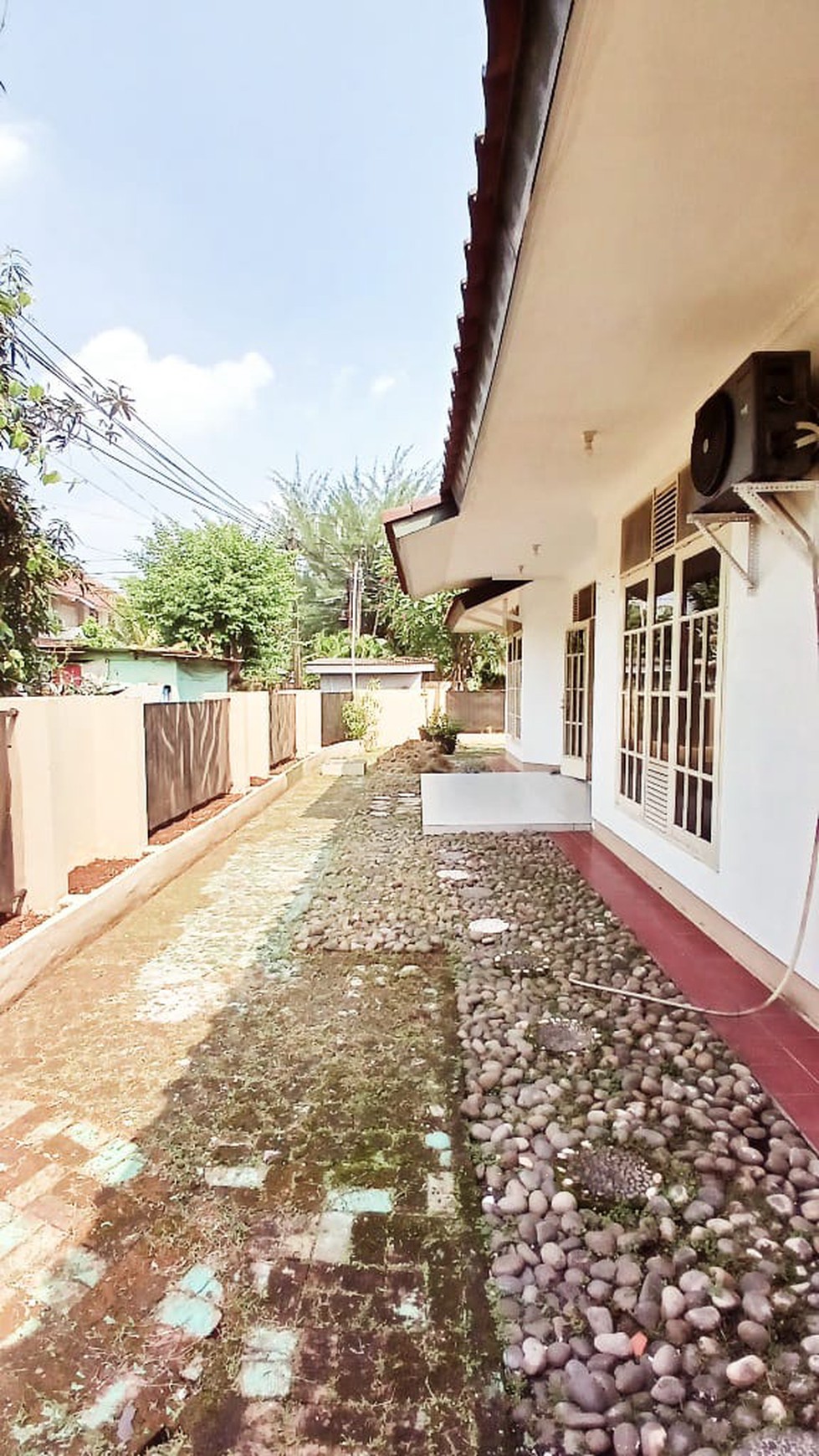 Rumah Siap Huni dan Lokasi Strategis @Camar, Bintaro