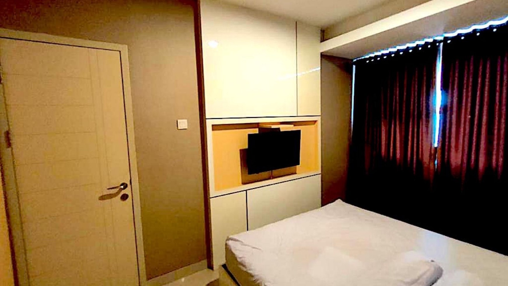 Trivium Suites Apartment With 2 Bedrooms Spacious And Comfortable [Lippo-Cikarang]