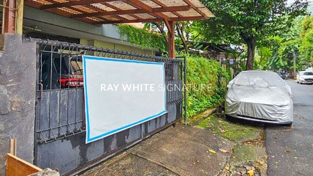 Dijual Rumah Strategis , Jl. Villa Semanggi dekat Gatot Subroto