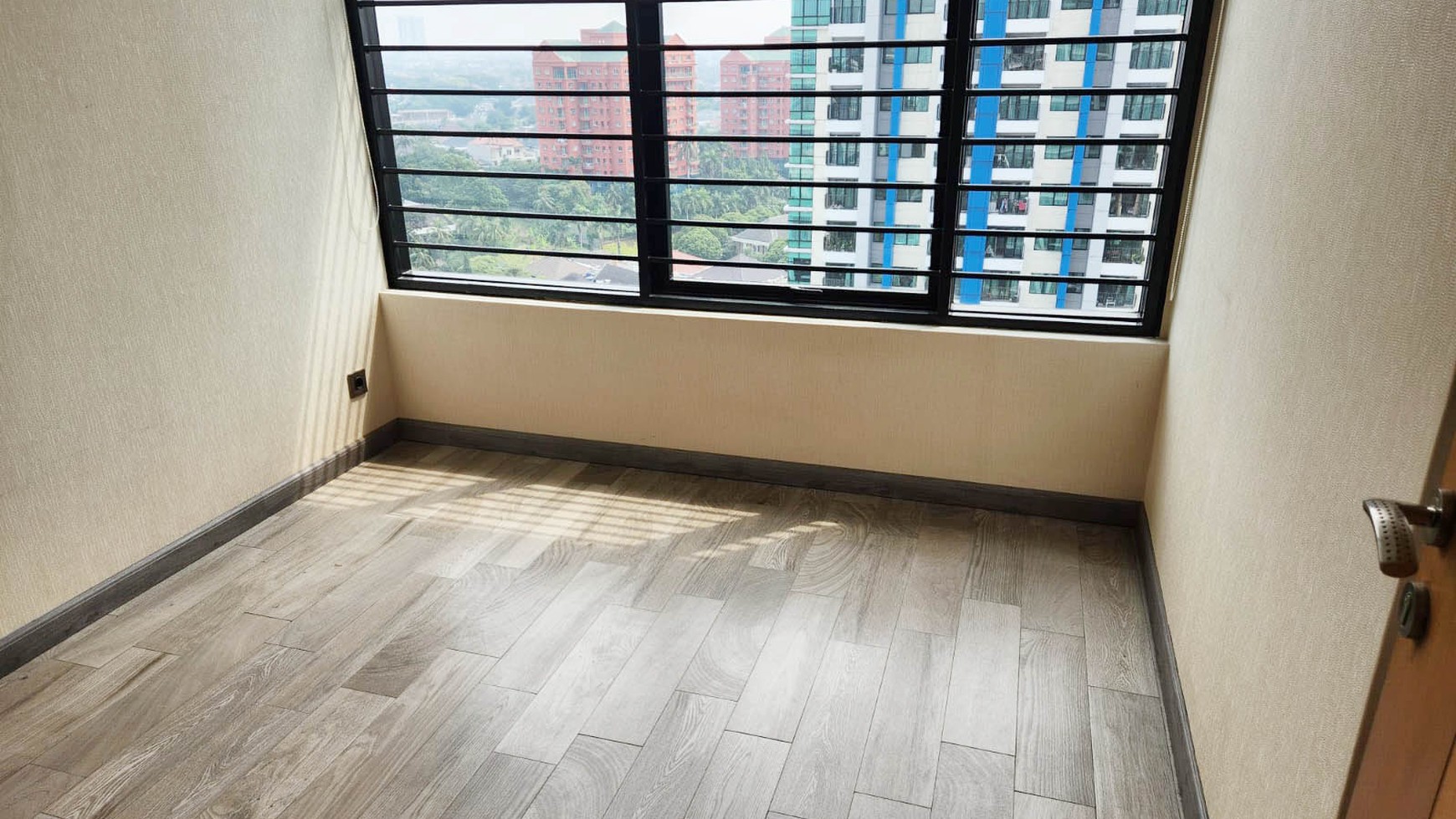 Apartemen Hamptons Park, Cilandak Luas 121m2