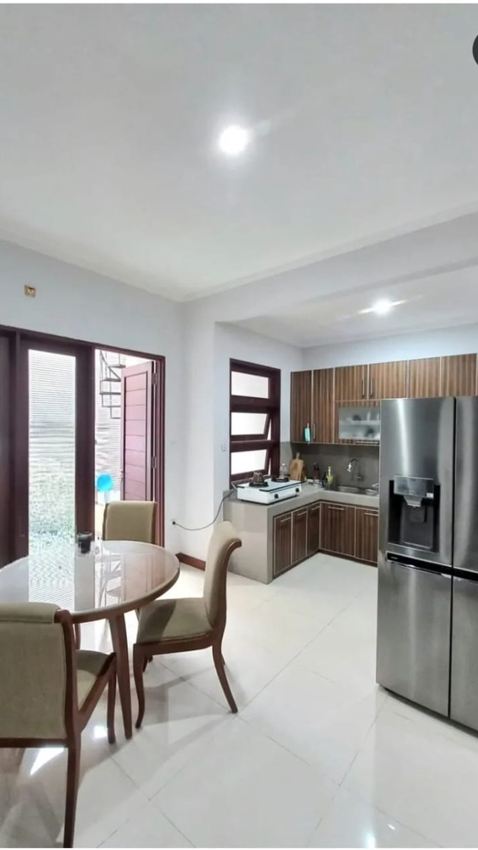 Rumah Bagus Di Emerald Residence Bintaro Jaya Sektor 9