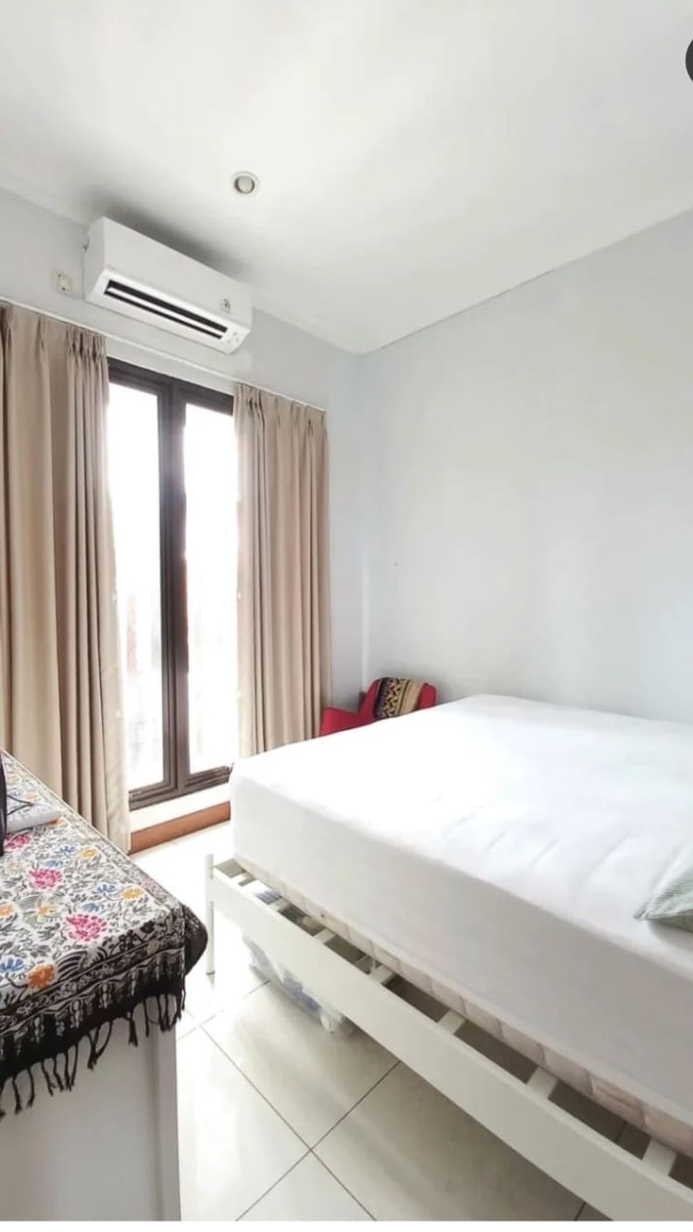 Rumah Bagus Di Emerald Residence Bintaro Jaya Sektor 9