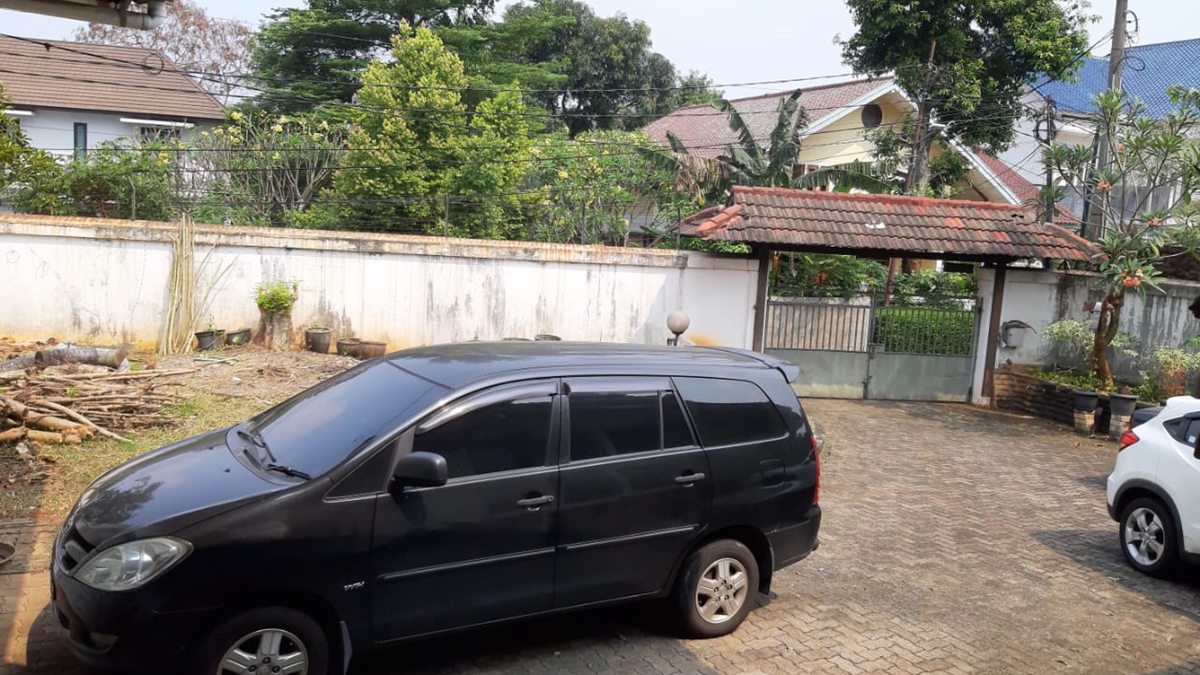 Rumah Bagus Siap Huni dan Asri di Jl Cempaka, Pesanggrahan Jakarta Selatan