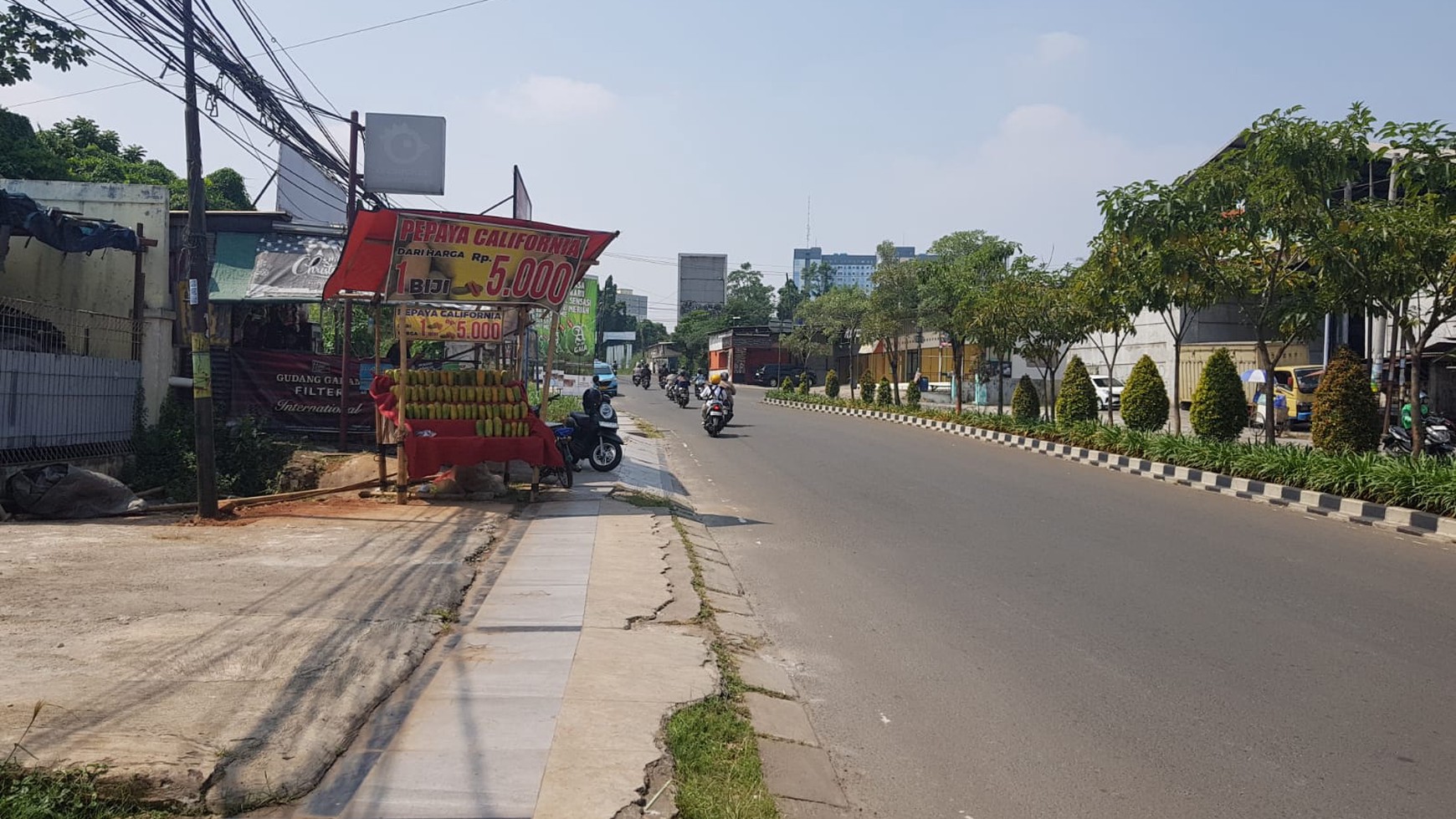 Rumah Murah Pinggir Jalan Raya Ciater Tang-Sel