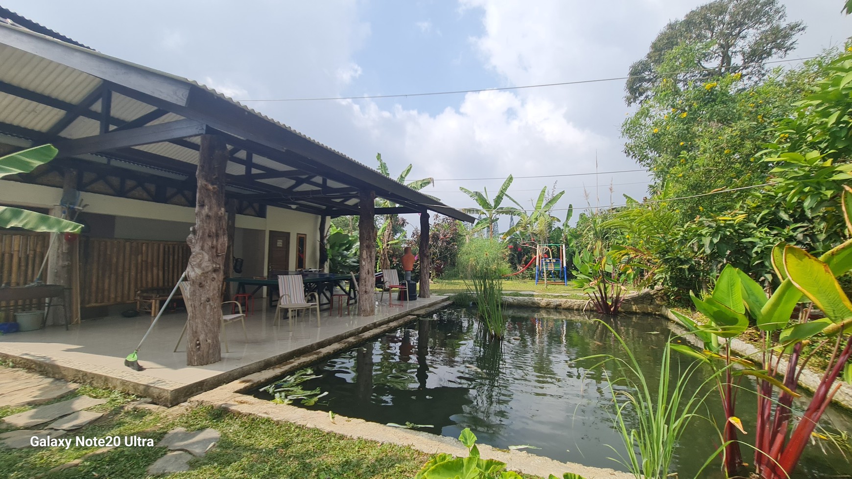 Villa siap pakai masih beroperasi di daerah Cimacan Puncak Jawa Barat