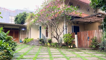 Rumah 2 Lantai Asri dan Nyaman  di Kebagusan, Pasar Minggu, Jakarta Selatan