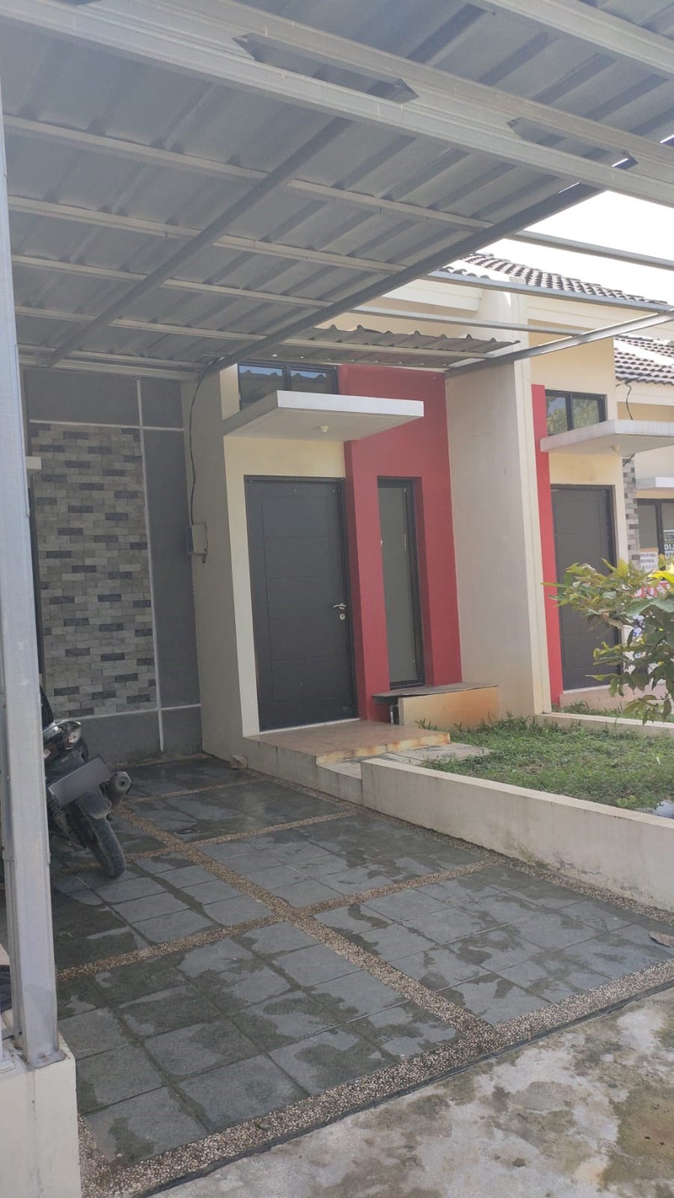 Rumah disewa rumah baru di Segara city , Bekasi 