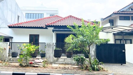 Hunian Full Renovasi di Villa Cinere Mas, Tangerang Selatan