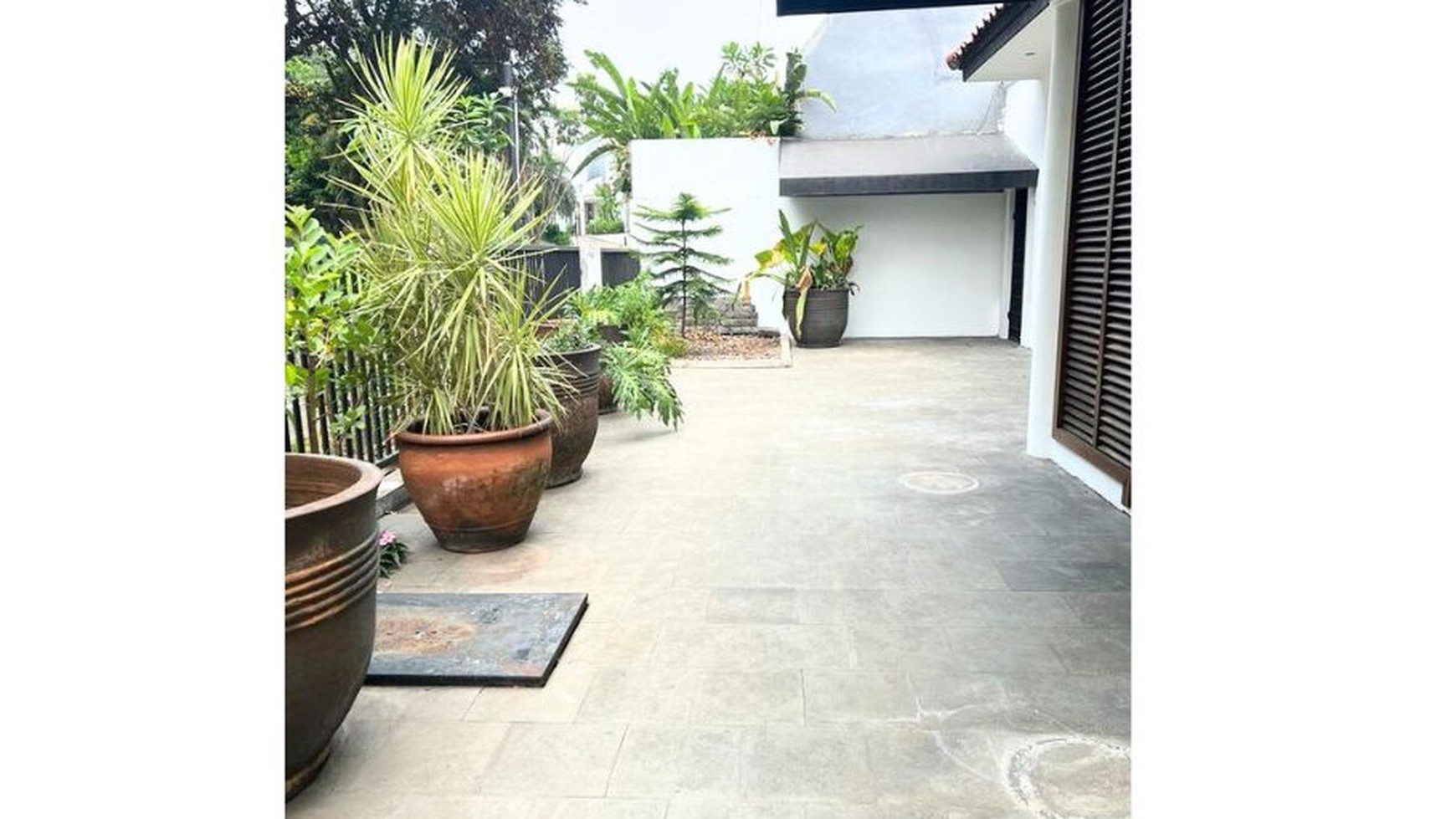 Hunian Full Renovasi di Villa Cinere Mas, Tangerang Selatan