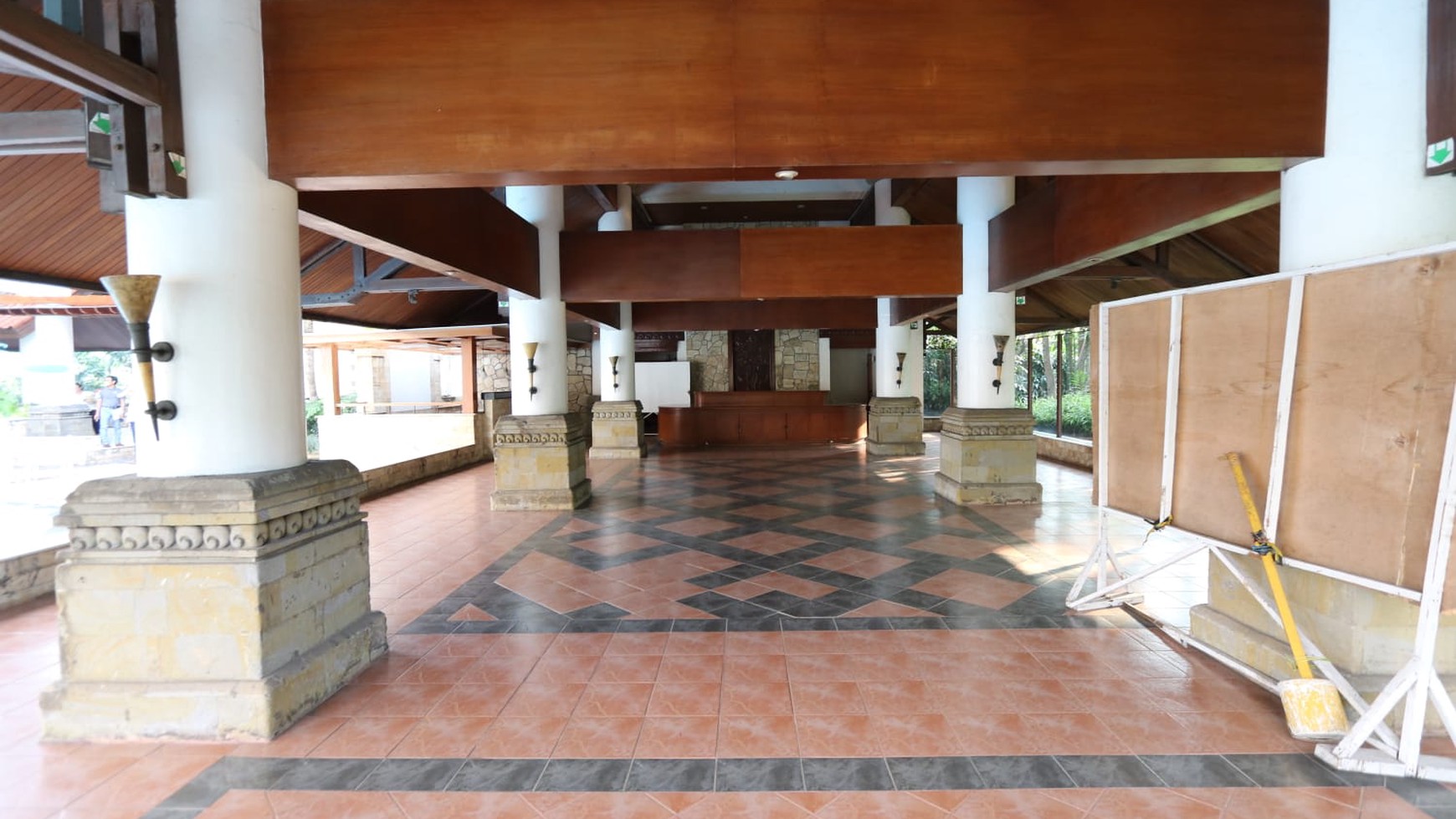 Rumah Hitung Tanah Area Cipete