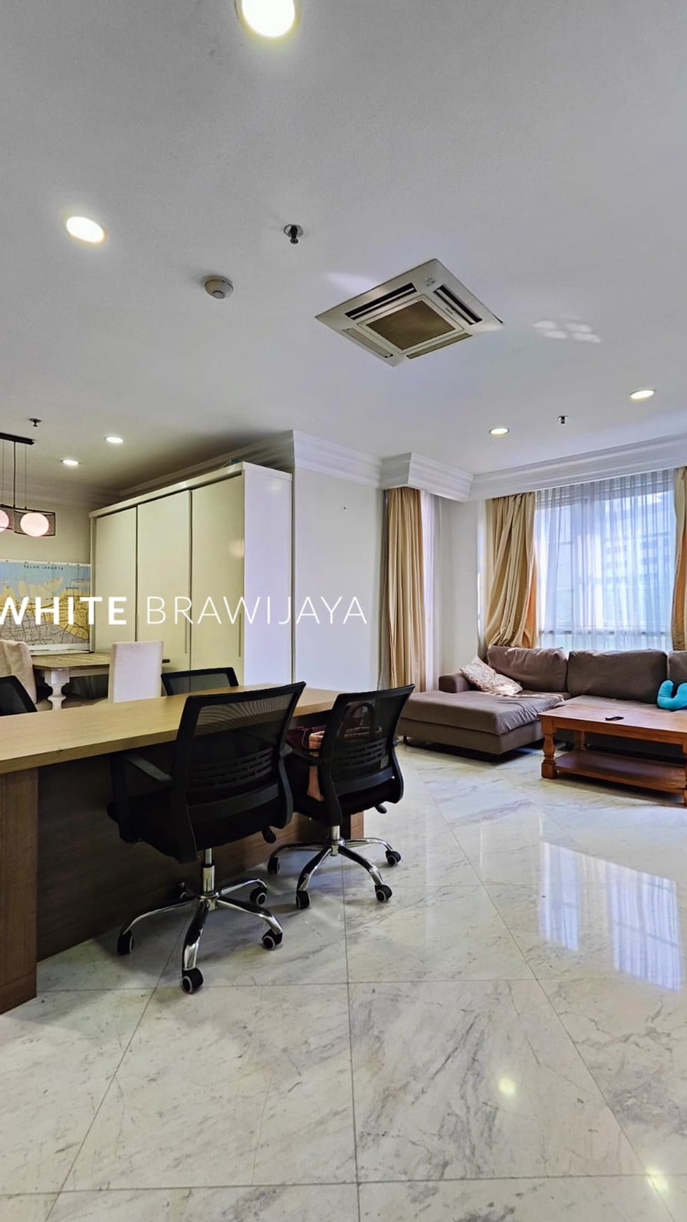 Rumah Hitung Tanah Area Cipete