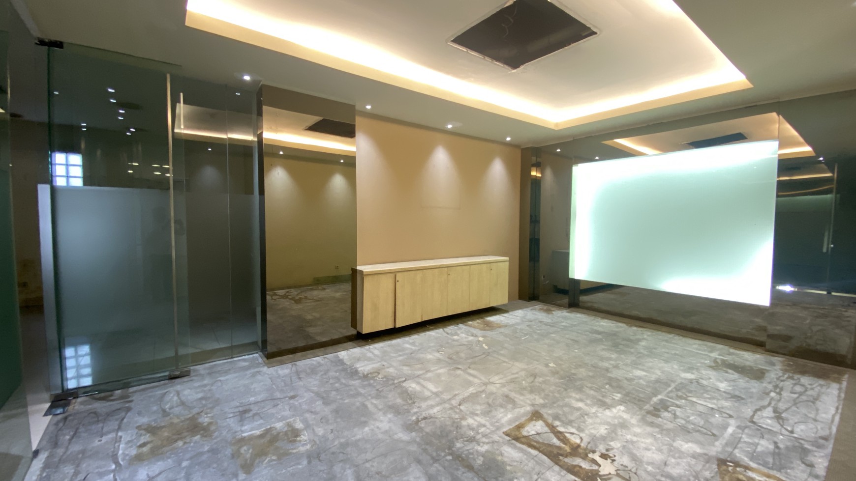 Rumah Hitung Tanah Area Cipete