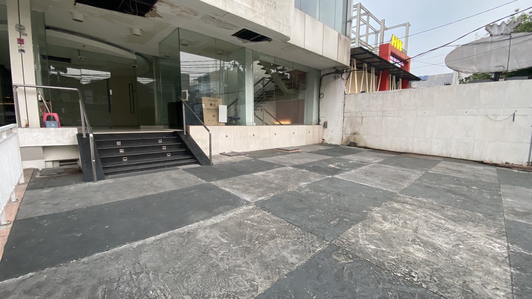 Rumah Hitung Tanah Area Cipete