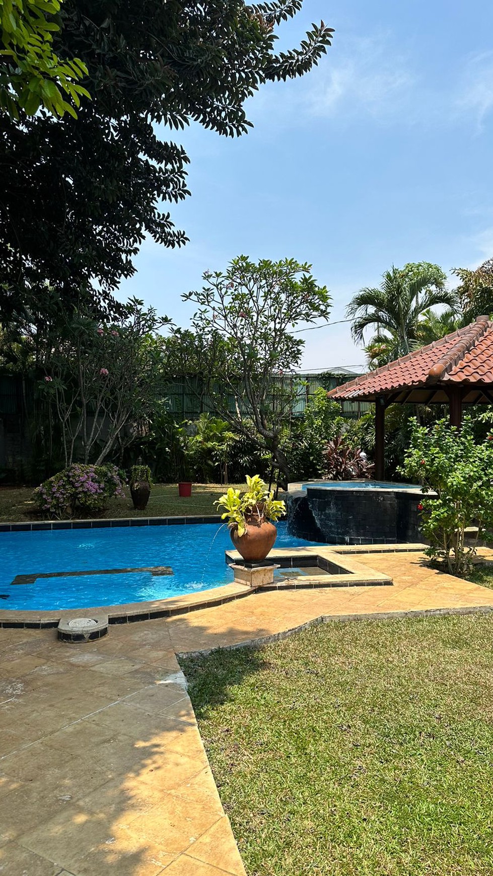 Rumah Hitung Tanah Area Cipete