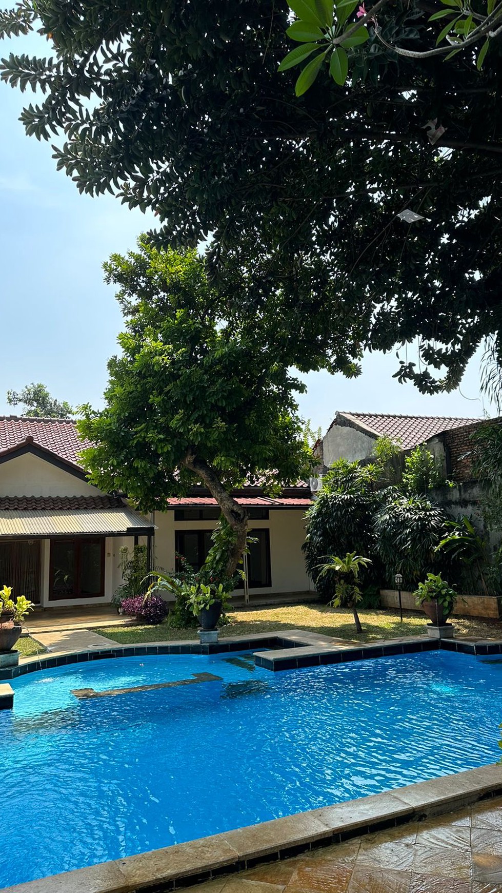 Rumah Hitung Tanah Area Cipete