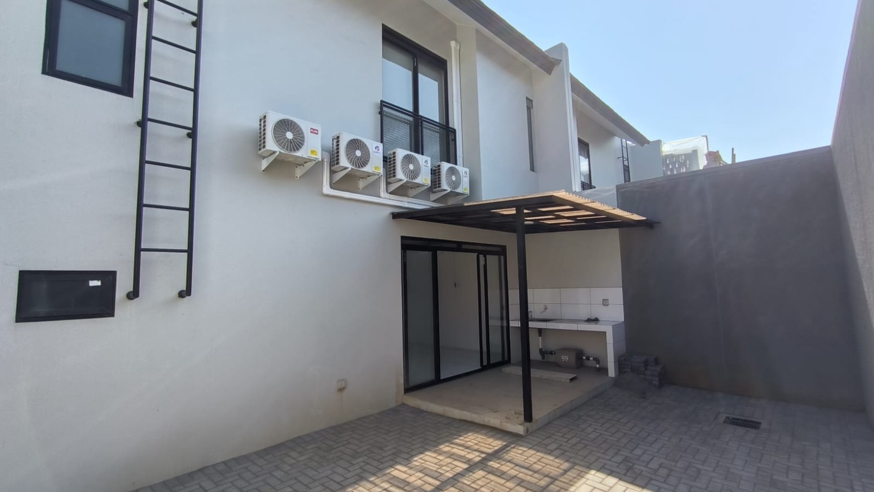 Rumah Hitung Tanah Area Cipete