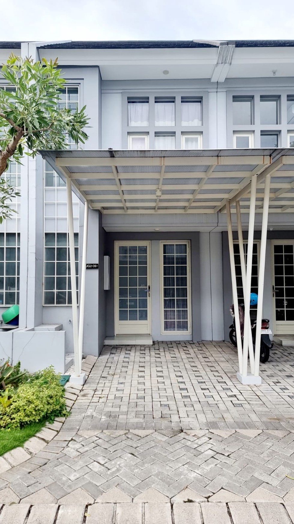 dijual rumah grand pakuwon modern minimalis dekat margomulyo