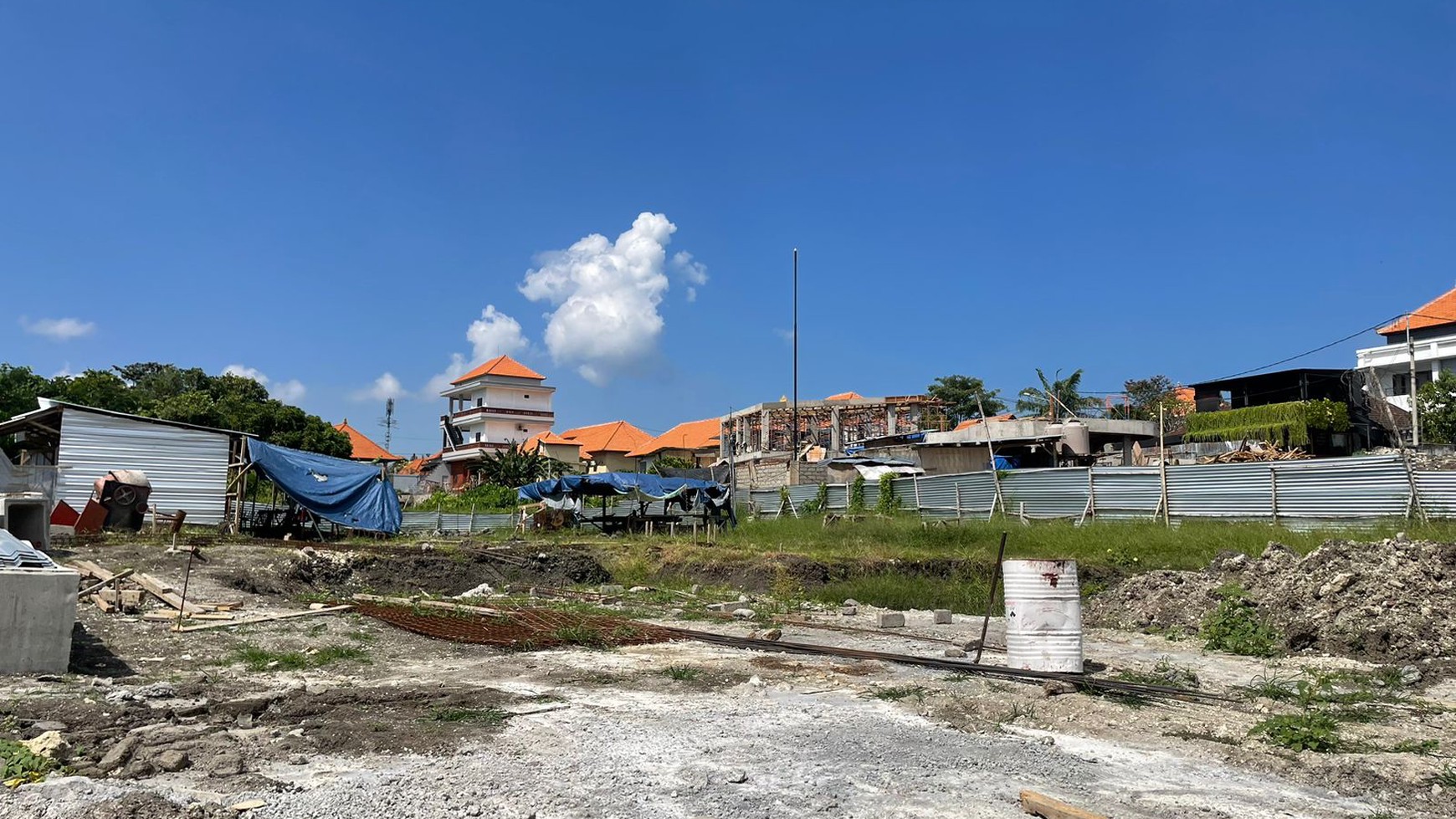 Leasehold -Townhouse near Batu bolong Beach