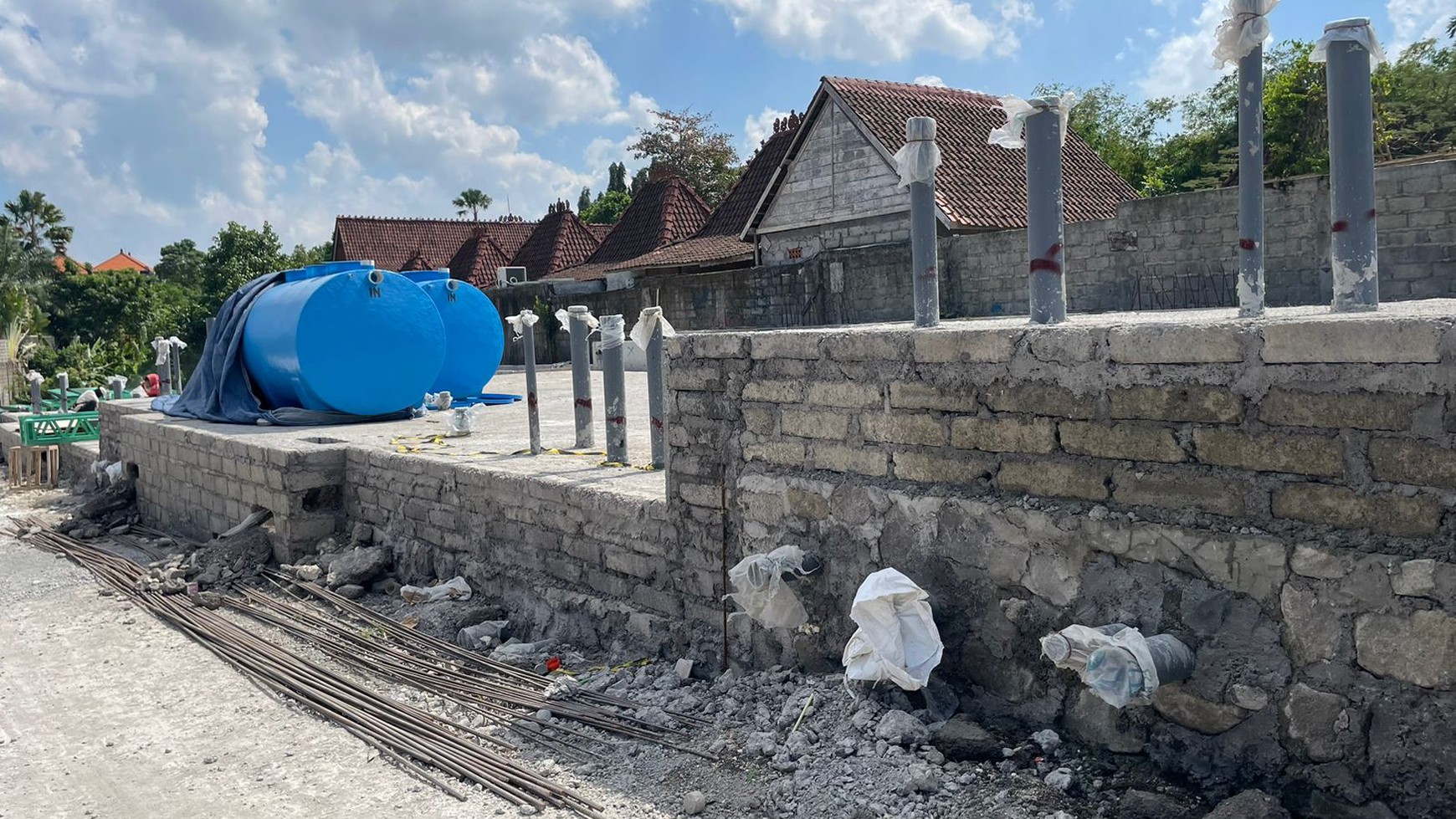 Leasehold -Townhouse near Batu bolong Beach