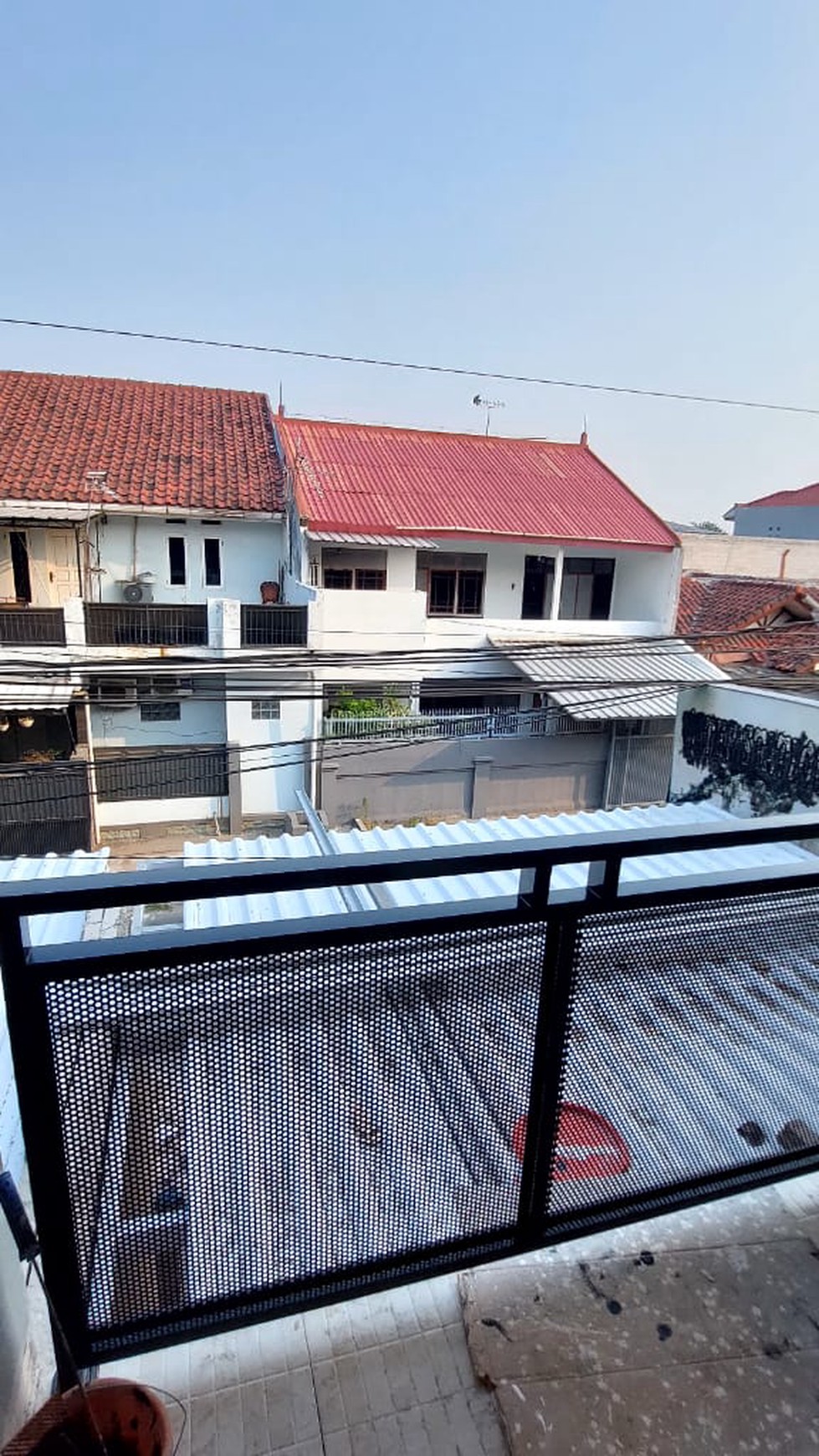 Rumah 2 Lantai SHM Di Harapan Indah Bekasi Jawa Barat