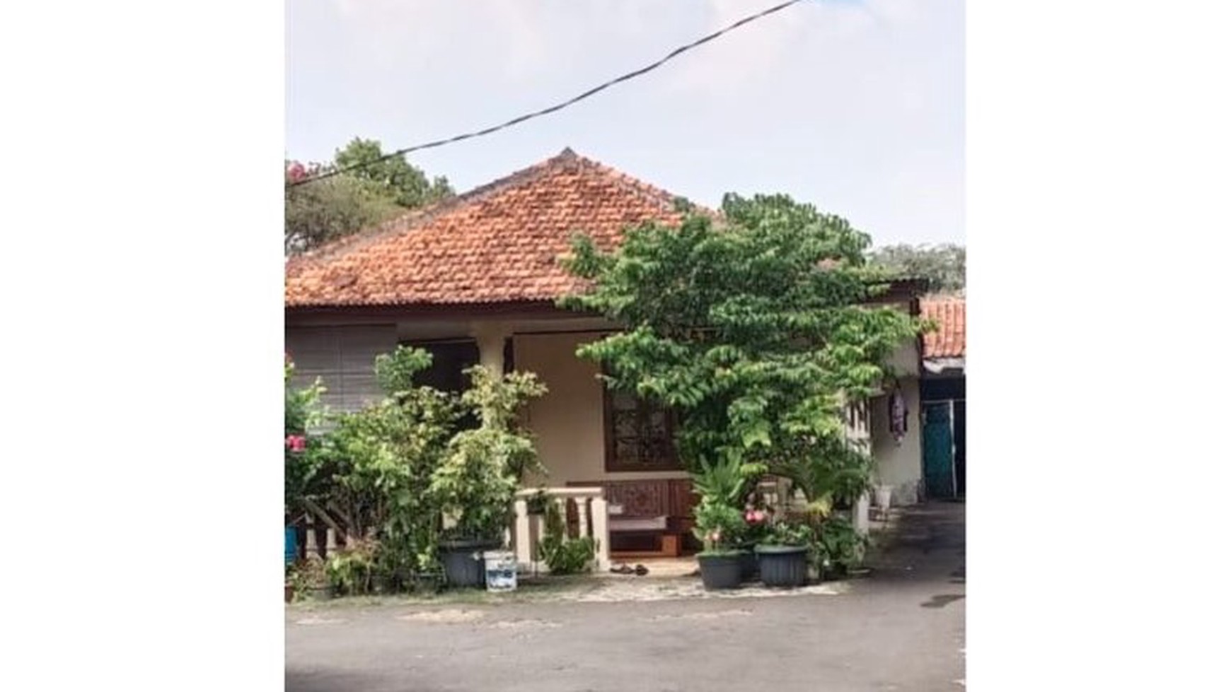 Tanah Beserta Rumah Dengan Lokasi Strategis Di Pinggir Jalan Utama Di Jalan Adhyaksa Raya, Lebak Bulus, Jakarta Selatan